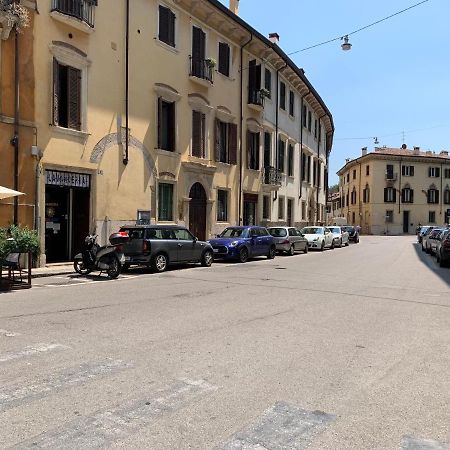 Residenza Ermanni Apartment Verona Centro Dış mekan fotoğraf