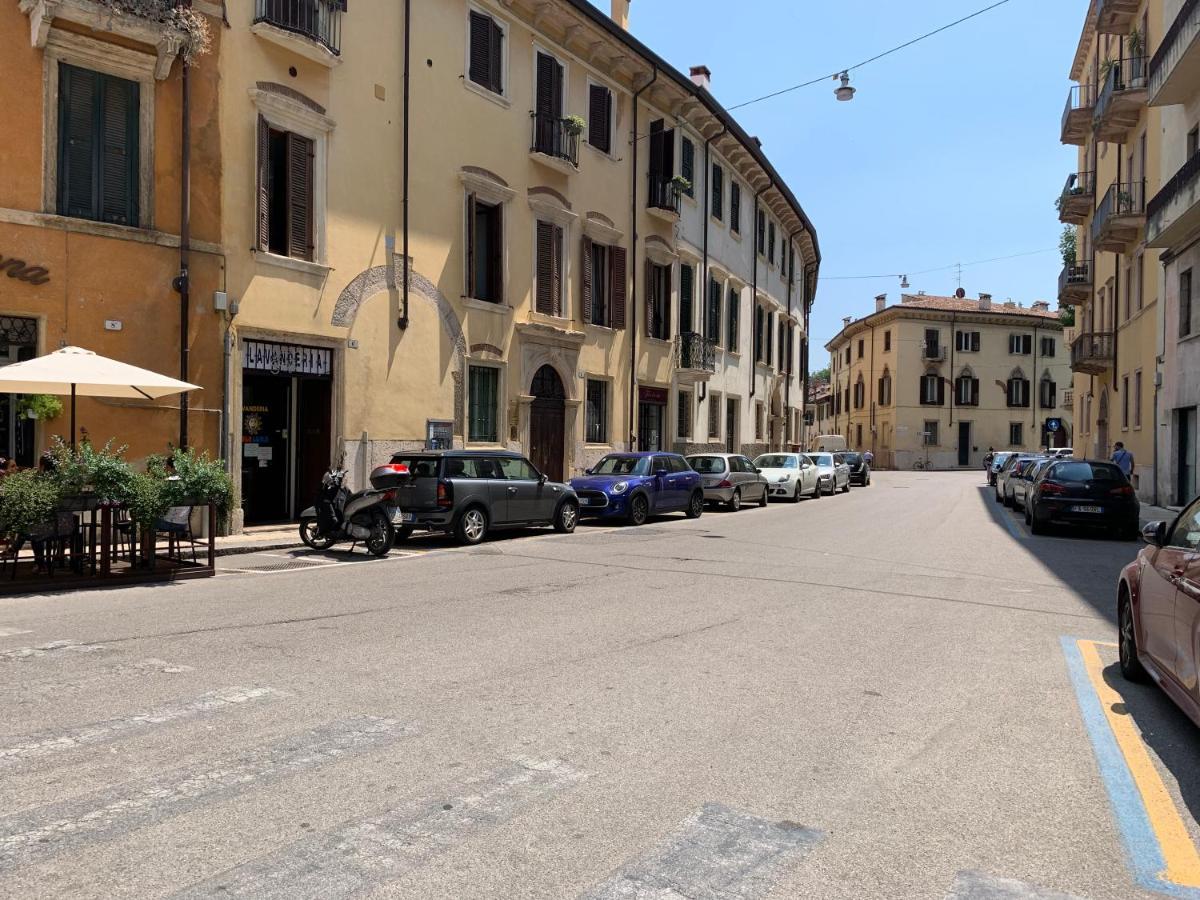Residenza Ermanni Apartment Verona Centro Dış mekan fotoğraf